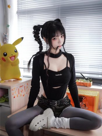 图片[4]-牛仔热裤+灰丝姑娘玩自拍-婷美图